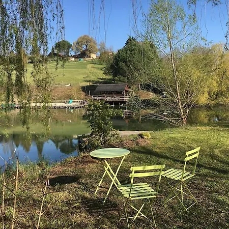 Pour 6 Personnes Avec Piscine Veyrines-de-Domme
