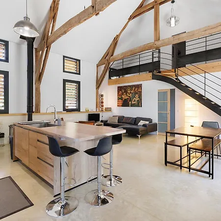 Pour 6 Personnes Avec Piscine