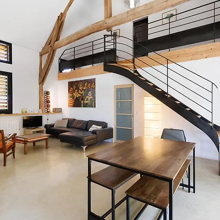 Pour 6 Personnes Avec Piscine Hébergement de vacances