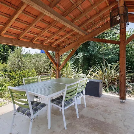 Pour 6 Personnes Avec Piscine Casa vacanze Veyrines-de-Domme