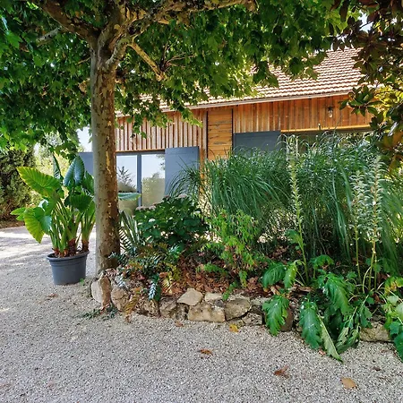 Pour 6 Personnes Avec Piscine Hébergement de vacances Veyrines-de-Domme