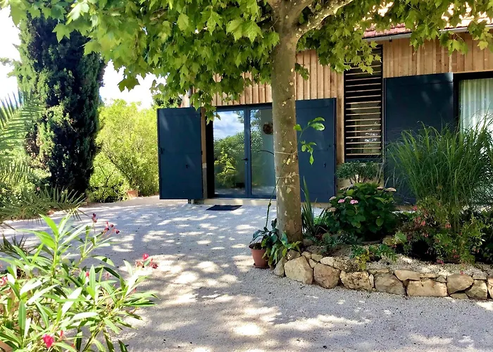 别墅 Le Sechoir A Tabac Et Sa Piscine Les Temps Des Sources Veyrines-de-Domme